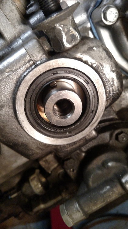 subaru brat crankshaft seal.jpg